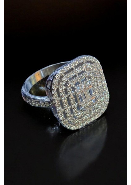 925 Ayar Gümüş Baget Taşlı Kadın Yüzük Md-04