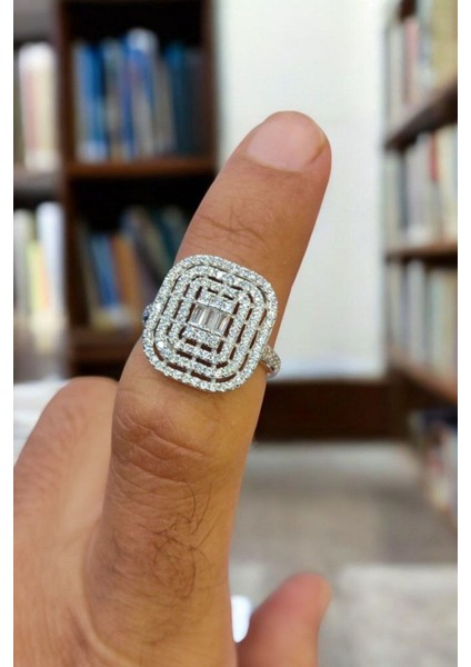 925 Ayar Gümüş Baget Taşlı Kadın Yüzük Md-04 fırsatları