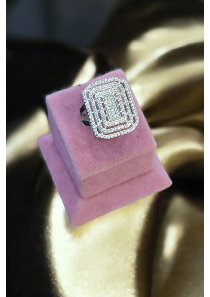 925 Ayar Gümüş Baget Taşlı Kadın Yüzük Md-02 fırsatları