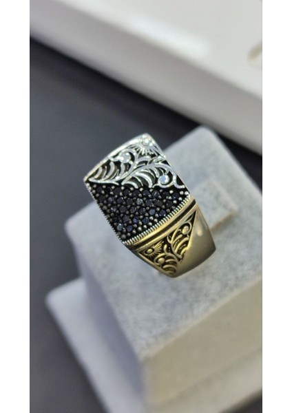 925 Ayar Gümüş Mikro Taşlı El Işlemeli Erkek Yüzük indirimleri