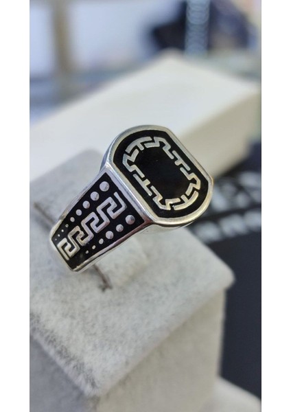 Erkek Oniks Taşlı Desenli 925 Ayar Gümüş Yüzük fırsatları
