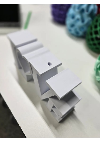 Love Yazılı Dekoratif Romantik Çiçeklik modelleri