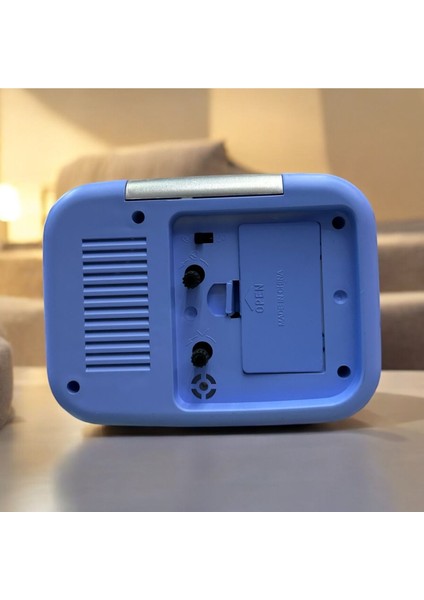 Çift Alarmlı Sesli ve Işıklı Masa Saati fırsatları