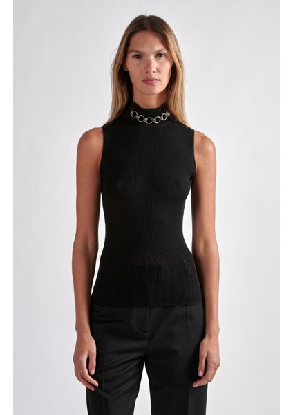 Aksesuarlı Yarım Balıkçı Yaka Kolsuz Siyah Kazak fiyatları