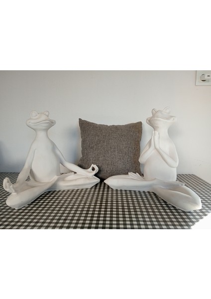 Yogacı Kurbağalar Boyanabilir Dekoratif Polyester Obje
