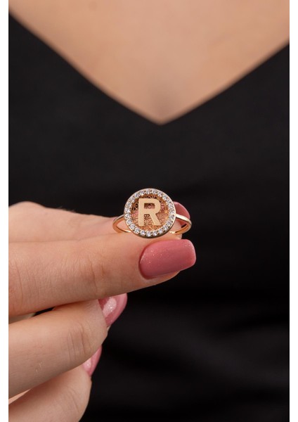 14 Ayar Altın Taşlı Yuvarlak Harf Yüzük modelleri