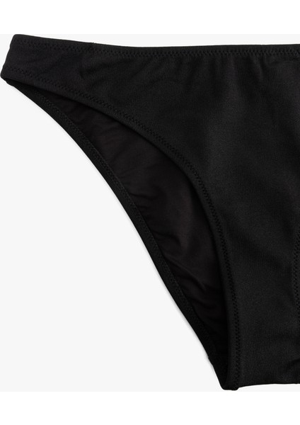 Astarlı Basic Bikini Altı