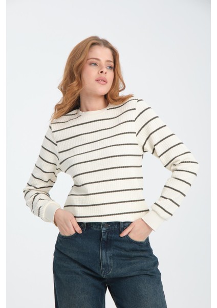 Kadın Çizgili Sweatshirt - Rahat ve Şık Tasarım modelleri