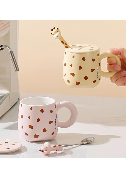 Zürafa Temalı Seramik Kupa fırsatları