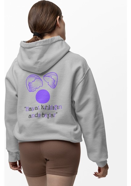 Hayat Kırıldığın Anda Başlar Kırık Yumurta Baskılı Kadın Sweatshirt