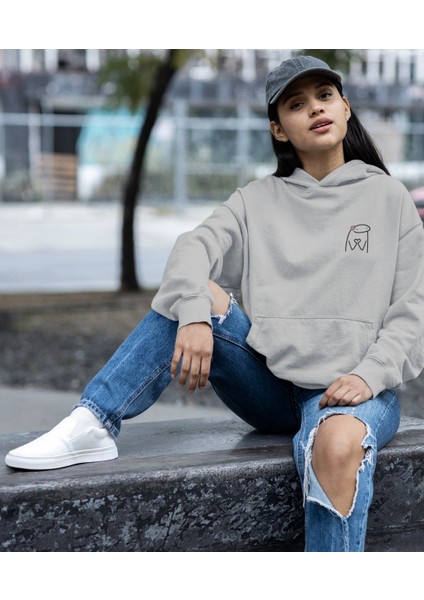Kulağında Pembe Papatya Elleri ile Kalp Yapan Kara Kelem Emoji Kapüşonlu Sweatshirt Kadın
