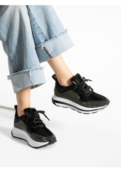 Firmus Siyah Taş Detay Kadın Sneakers modelleri
