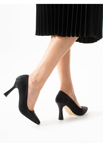 Motion Siyah Desenli Yüksek Topuklu Kadın Ayakkabı