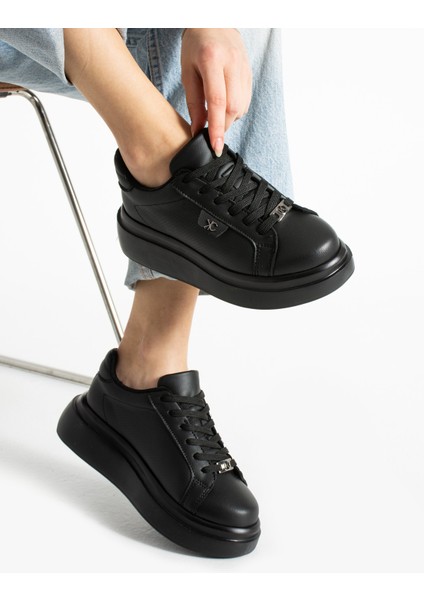 Osim Siyah Deri Bağcıklı Kadın Sneakers