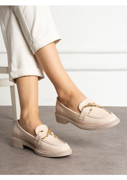 Vibe Krem Toka Detay Kadın Loafer fırsatları