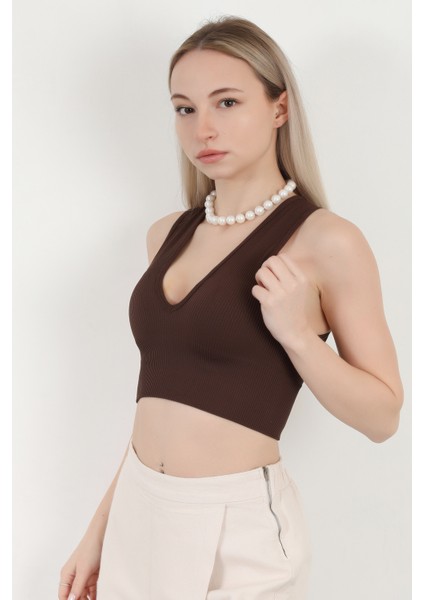 Kadın V Yaka Kalın Askılı Dokulu Crop Body Kahverengi - MS0000311
