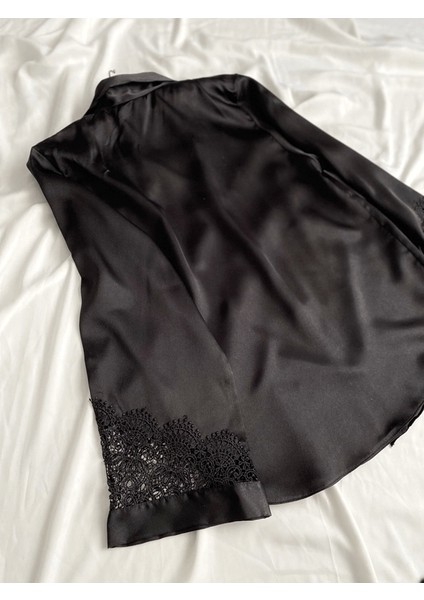 Dantel Detaylı Saten Pijama Takım