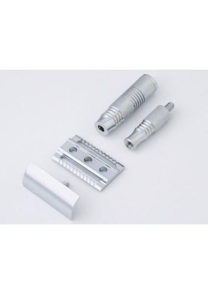 K-99 Seyahat Çantalı Taşınabilir Tıraş Makinesi Taraklı 4 Parçaya Bölünen 105 mm Metal Klasik Tıraş