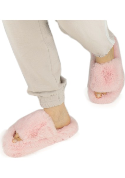 Kadın Ekstra Yumuşak Tüylü Ev Terliği 3cm