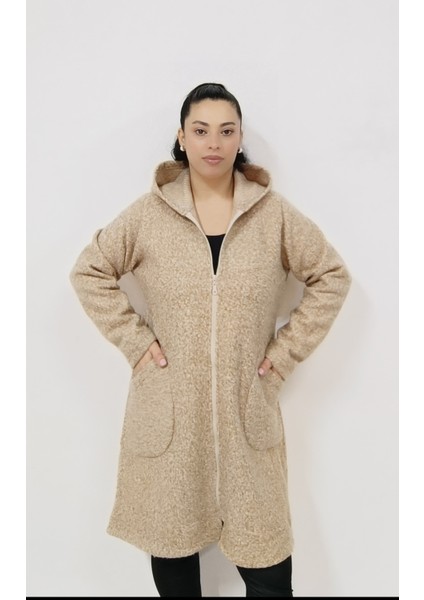 Büyük Beden Buklet Kumaş 100 cm Boyda Fermuar Kapamalı Iki Cepli Uzun Kaban modelleri