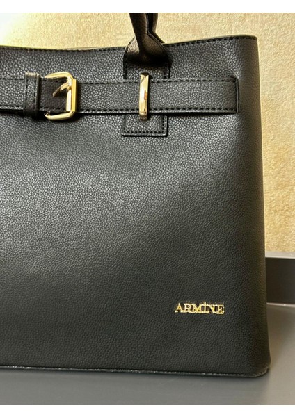 Kartlık ve Bileklik Hediyeli El ve Kol Çantası Omuz Çantası VS.BLKT.0131 fırsatları