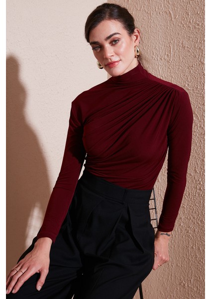 Streç Büzgü Detaylı Slim Fit Dik Yaka Bluz Bayan Bluz 669925 fiyatları