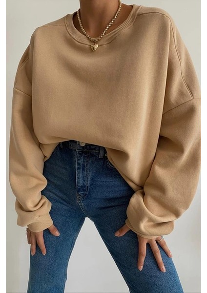 Bisiklet Yaka Basic Sweatshirt fırsatları