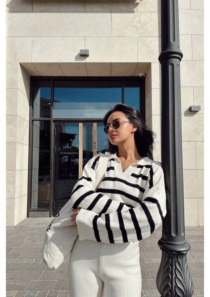 Baskılı Kapüşonlu Sweatshirt fiyatları