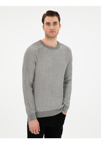 Erkek Açık Gri Melanj Slim Fit Bisiklet Yaka Triko Kazak 50297117-VR091 modelleri