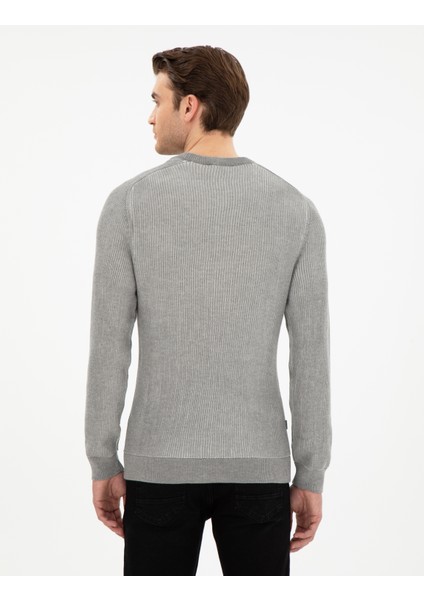 Erkek Açık Gri Melanj Slim Fit Bisiklet Yaka Triko Kazak 50297117-VR091 indirimleri