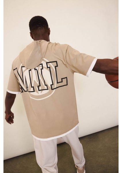 DefactoFit NBA Milwaukee Bucks Oversize Geniş Kalıp Kapüşonlu Sporcu Kısa Kollu Tişört D6708AX25SP