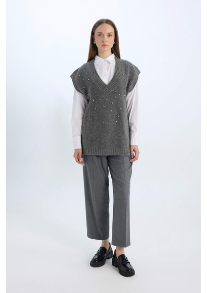 Relax Fit V Yaka Taşlı Triko Süveter D7512AX24WN fiyatları