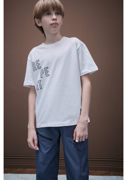 Erkek Çocuk Bisiklet Yaka Sırt Baskılı Kısa Kollu Tişört modelleri