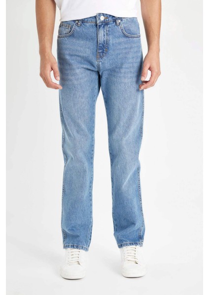 %100 Pamuk Straight Fit Normal Kalıp Normal Bel Boru Paça Jean Pantolon C7375AX24AU