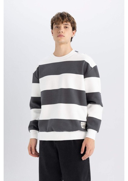 Antrasit Boxy Fit Bisiklet Yaka Çizgili Sweatshirt A9066AX24AU fırsatları