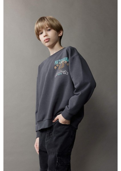 Erkek Çocuk Oversize Geniş Kalıp Bisiklet Yaka Sırt Baskılı Sweatshirt D8497A825SP fırsatları