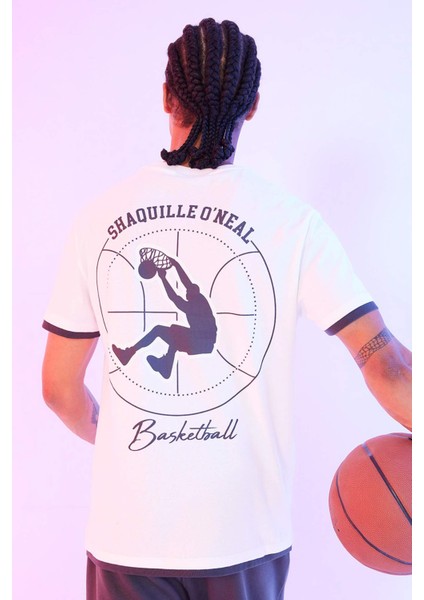 Fit Shaquille O'Neal Standart Fit Bisiklet Yaka Sırt Baskılı Pamuklu Kısa Kollu Tişört D1518AX24AU