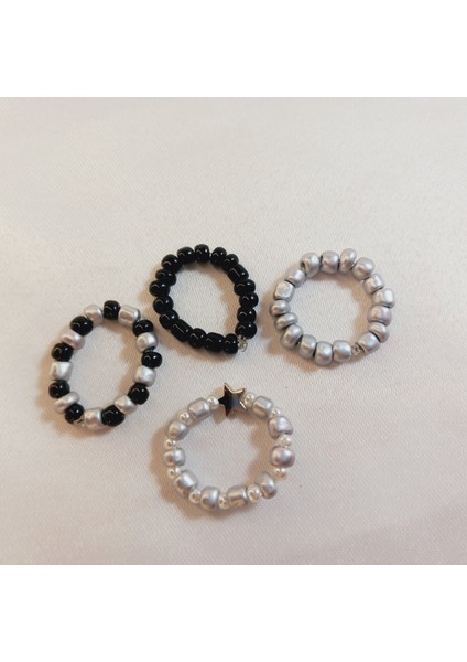 Yıldız Motifli Minimal Yüzük Kum Boncuklu Lastikli Yüzük Set Kum Boncuklu Yüzük Set 4 Adet