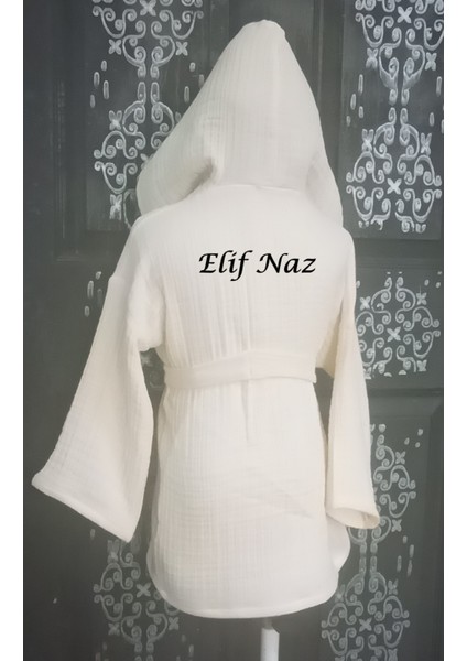 Müslin Kumaş Pamuk Çocuk Bornozu Isimli Kişiye Özel Nakışlı 0-14 Yaş