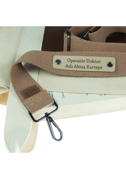 Açık Kahve Renk, Kişiye Özel Dijital Pazarlama Uzmanları Için Şık Çanta Askısı Tasarımı, 160 cm