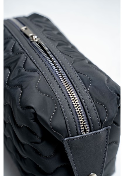 Premium Puffer Kozmetik Çantası fırsatları