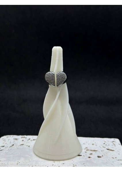 Çelik Zirkon Taşlı Kalp Model Yüzük Silver