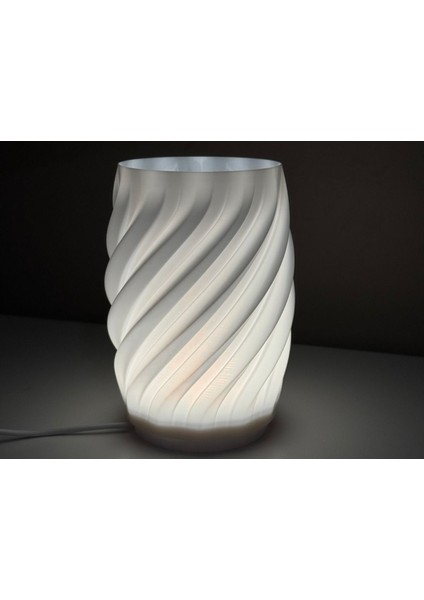 3D Baskılı Spiral Model Şık Tasarımlı Masa ve Gece Lambası