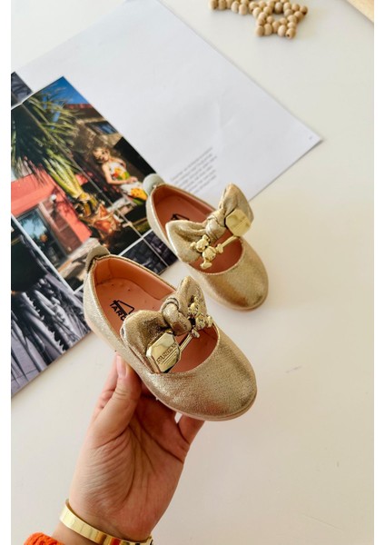 Fiyonk Bear Detaylı Lastikli Kız Çocuk Ortopedik babet - Altın