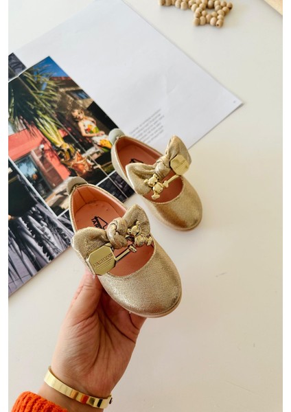 Fiyonk Bear Detaylı Lastikli Kız Çocuk Ortopedik babet - Altın