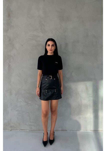 Siyah Kemerli Gizli Cep Detaylı Deri Etek