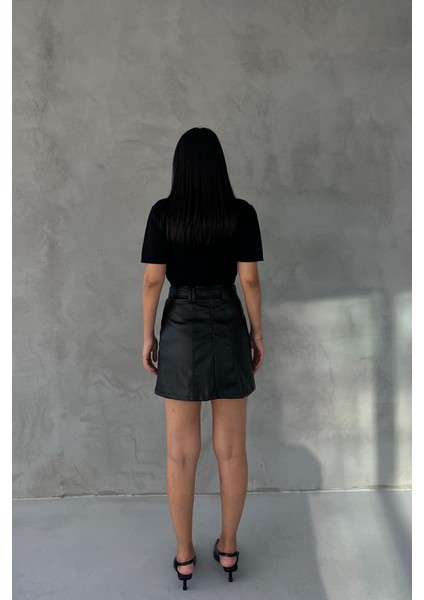 Siyah Kemerli Gizli Cep Detaylı Deri Etek indirimleri