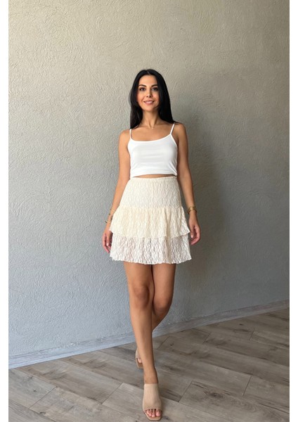 Krem Dantel Detaylı Mini Etek fiyatları