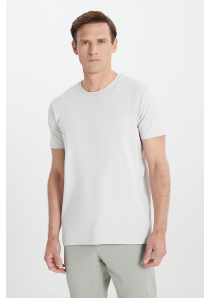 360 Derece Her Yöne Esneyen Slim Fit Bisiklet Yaka Tişört