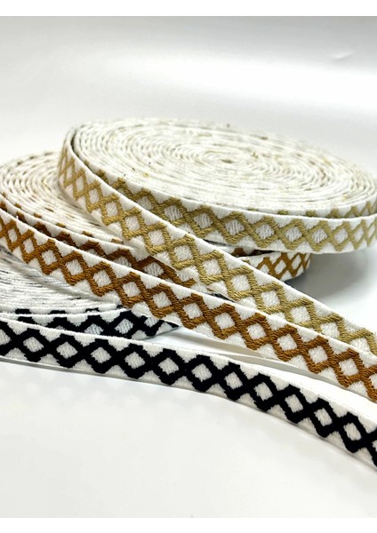 Zigzag Desen Nakış Dekoratif Kurdele Modeli ( 6 Metre )